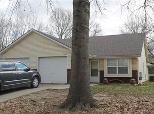 1716 SW 6th St, Blue Springs, MO 64014