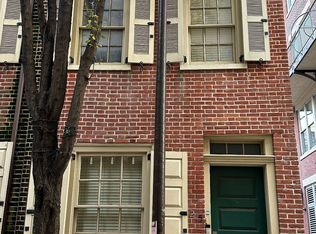215 Quince St, Philadelphia, PA 19107
