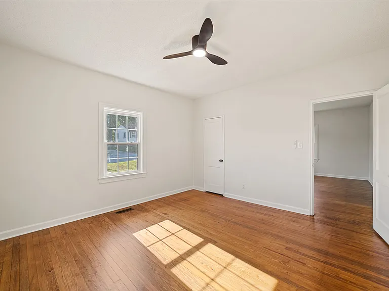 2312 Maple St — Photo 19