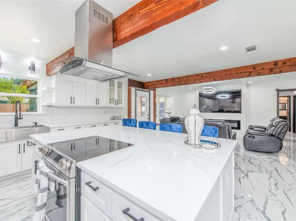 1802 Austin Ave, Grand Prairie, TX 75051