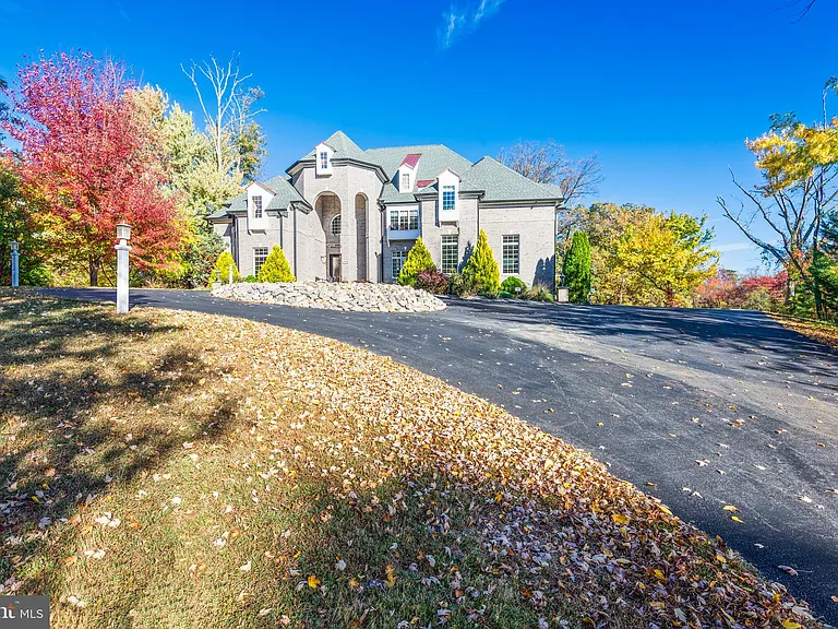 2620 Love Point Rd — Photo 16