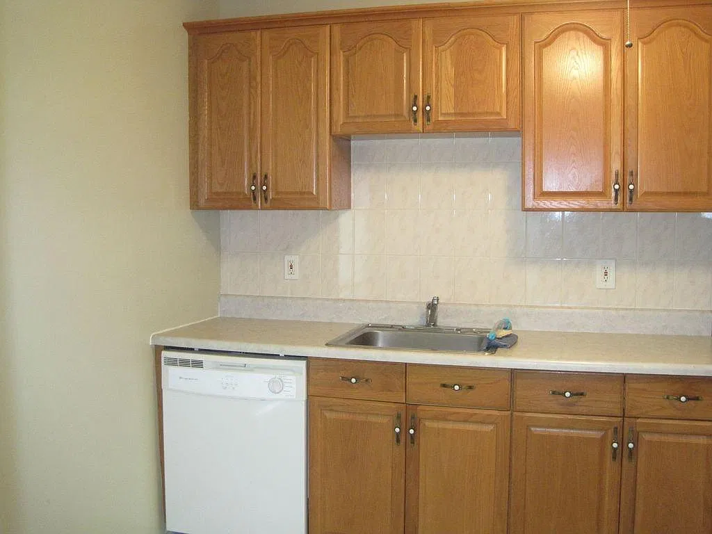 2 bed, 1.5 bath, 1314 sqft, $3,200 — Photo 2