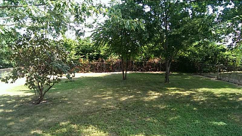 2nd image of 5768 Speedway Dr