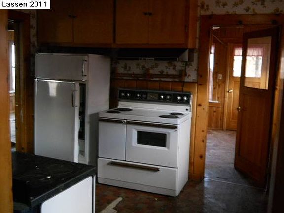 4th image of 308 Fir St