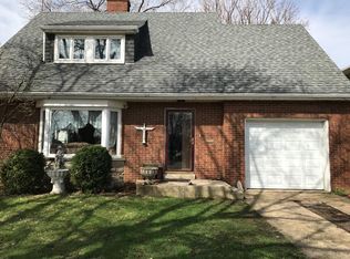 611 Wilcox St, Joliet, IL 60435