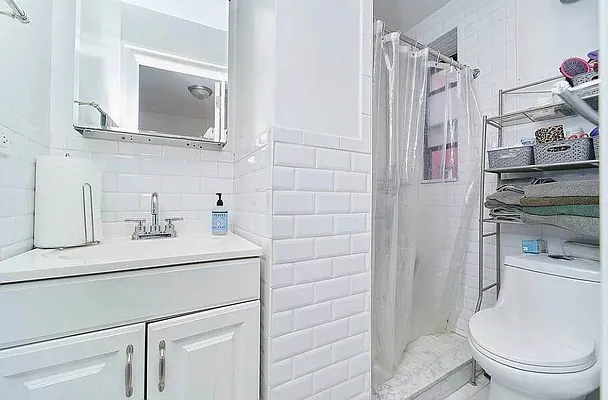 Rented by Living New York | media 13