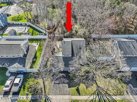1st image of 521 Dorothy Place