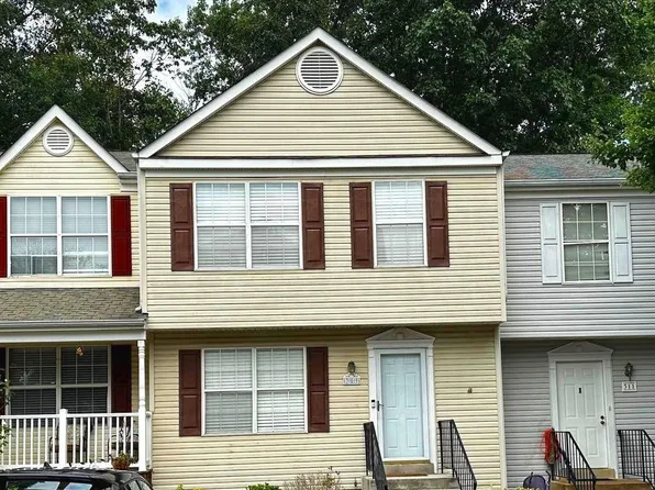 309 Westminster Ln, Stafford, VA