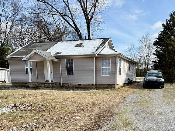 2nd image of 110 Adkins St
