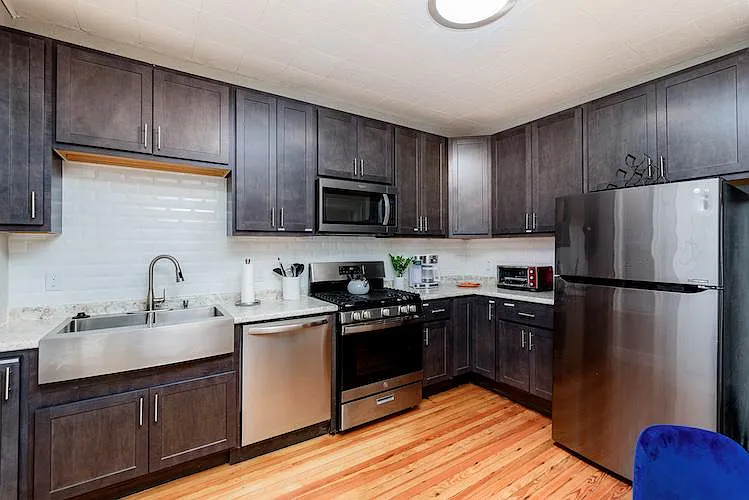 3960 Tholozan Ave — Photo 11