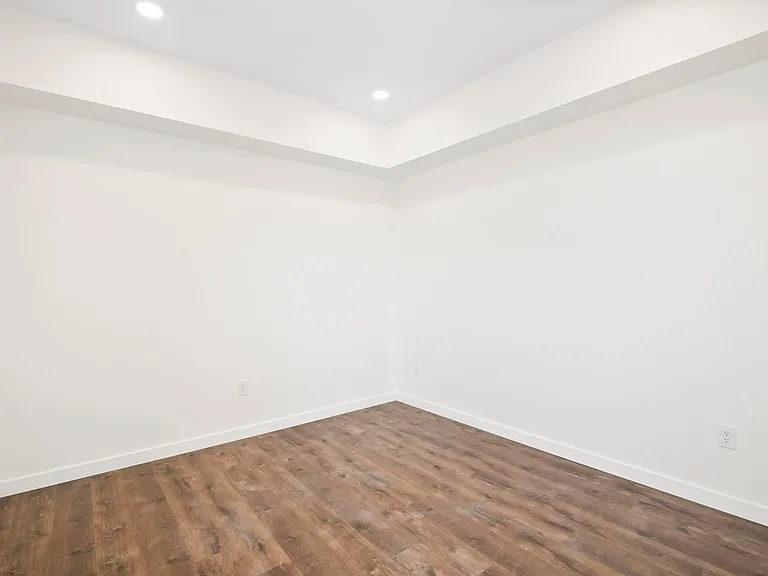 4505 Illinois Street - North Park's Newest Boutique Upscale Apartments — Photo 29