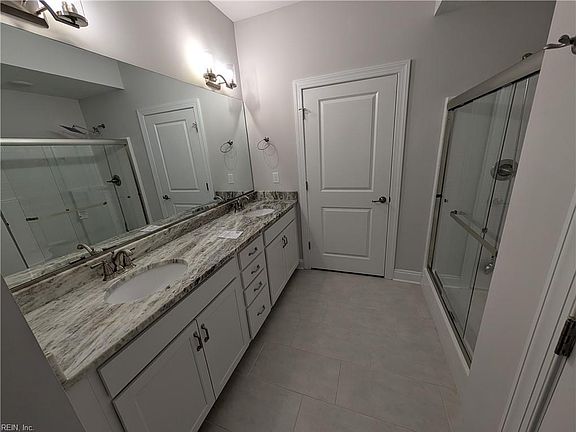 3rd image of 4644 Longleaf Pl