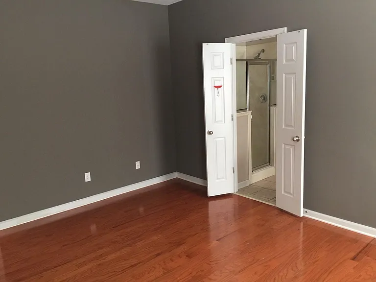 1245 Isle Bay Dr — Photo 4