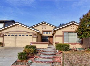 8861 Monterey Oaks Dr, Elk Grove, CA 95758