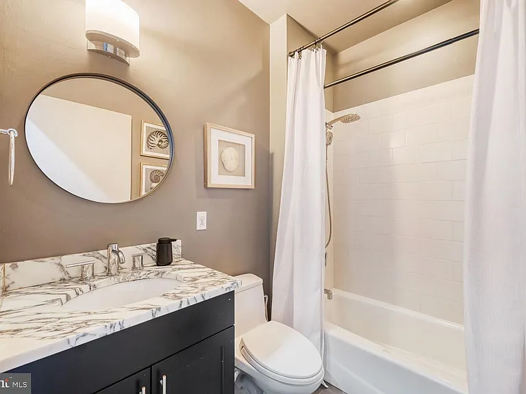 1200 Steuart St #713 — Photo 18