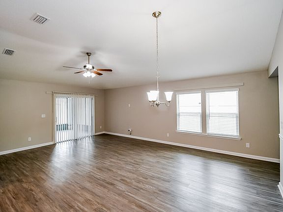 4th image of 9688 Bridgeway Ave