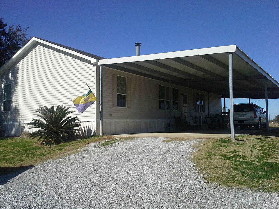 435 Veterans Memorial Drive Frontview