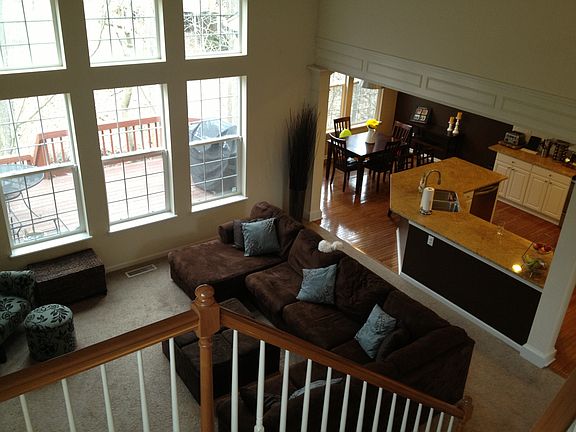 Living Room & Kitchen