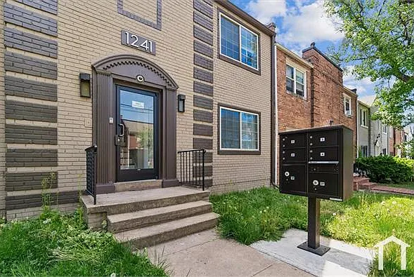 1241 Raum St NE #1 — Photo 2
