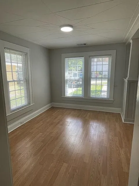 1 bed, 704 sqft, $1,195 — Photo 2