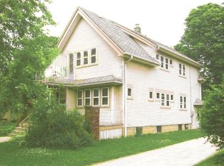 228 N 59th St, Milwaukee, WI 53213