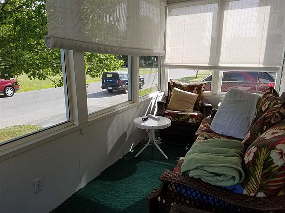 2nd image of 314 Oak St