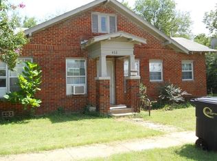 402 S Anglin St, Cleburne, TX 76031