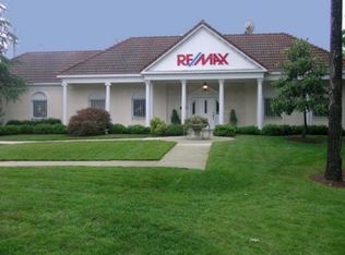 209 W Millbrook Rd, Raleigh, NC 27609