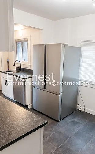 2730 Elliott Ave Photo 1