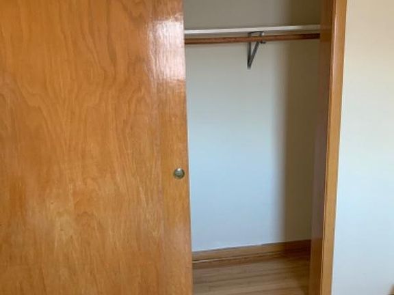 4th image of 3500 Oak Park Ave #2 E