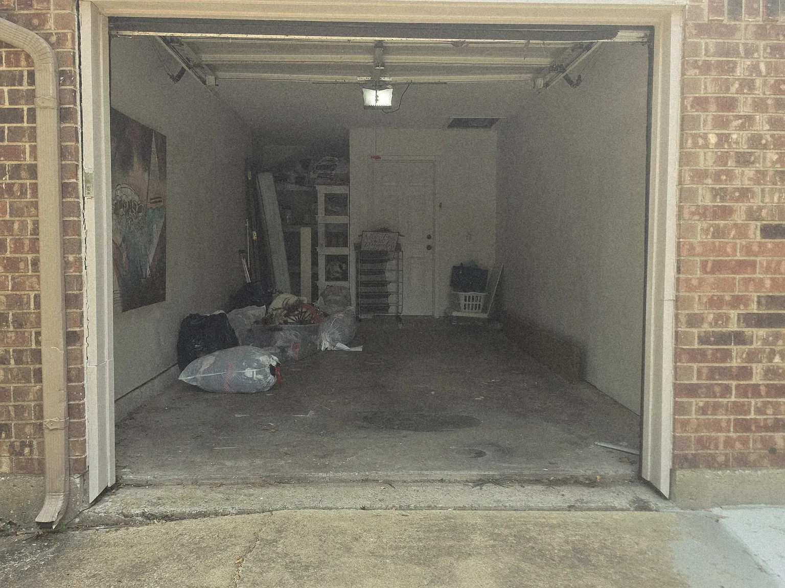 2 bed, 1004 sqft, $1,300 — Photo 4
