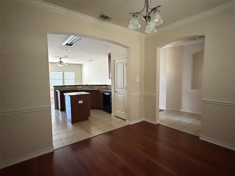12733 Skeeter Dr — Photo 4