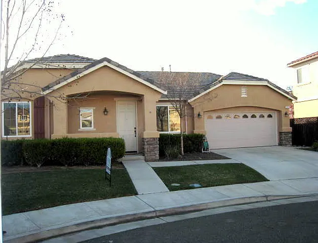2145 Beaujolais Ct — Photo 1