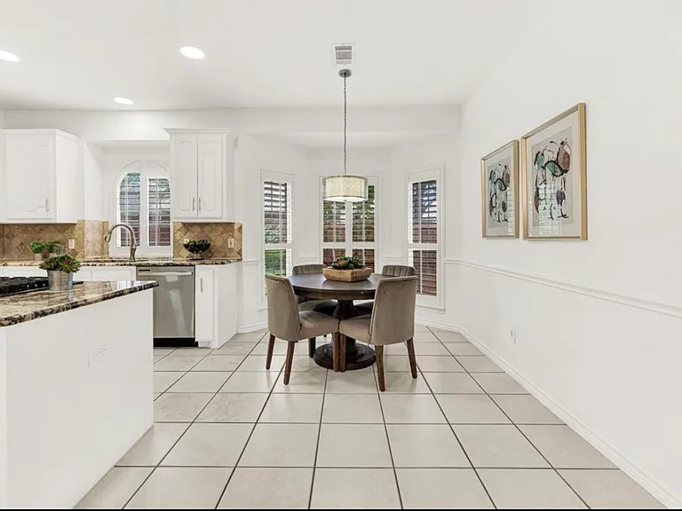 2810 Ashbury Dr #1 — Photo 22
