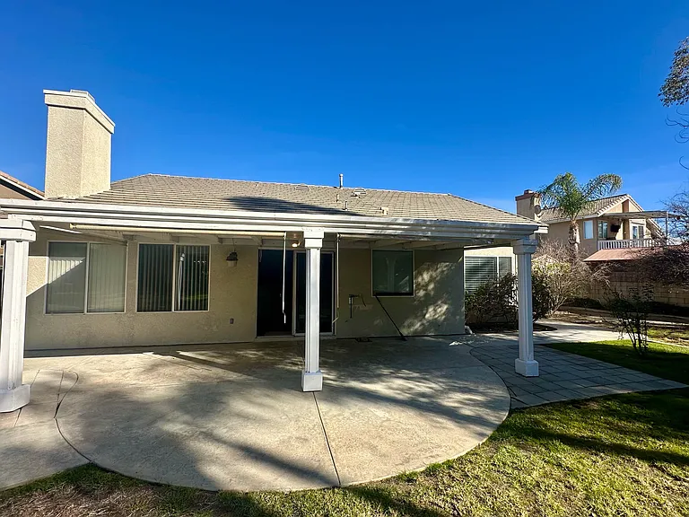 240 Sierra Madre Way — Photo 47