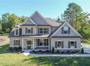 3121 Shelter Cv, Gainesville, GA 30506