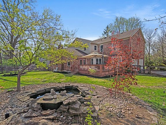 4th image of 4614 Woodland Dr