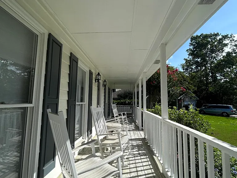 1136 Audubon Pl — Photo 4
