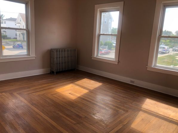 manchester-new-hampshire-74279838 picture