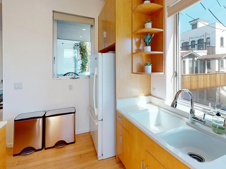 1410 Pacific Ave — Photo 54