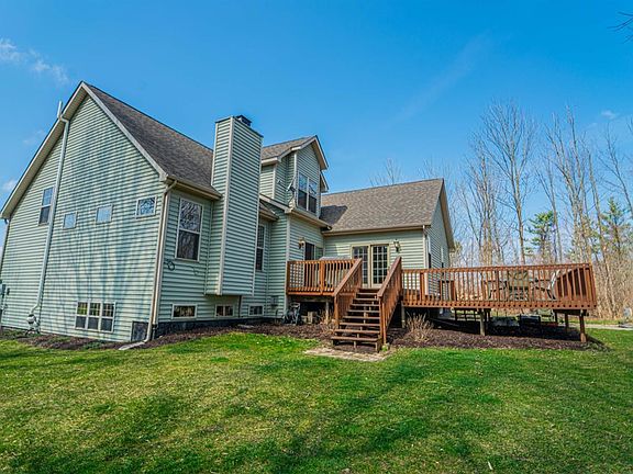 4th image of 936 Beechwood Dr