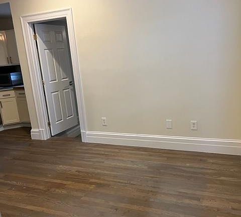 4th image of 365 Forrest St Floor 2