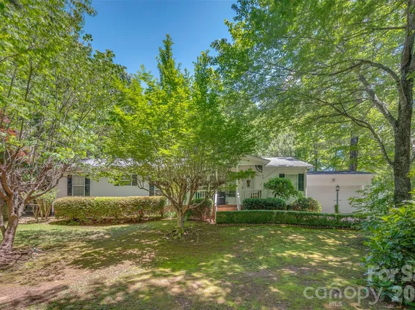 98 Lanning Dr, Columbus, NC 28722