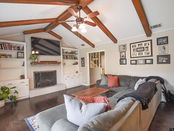 5th image of 1803 Kensington Dr