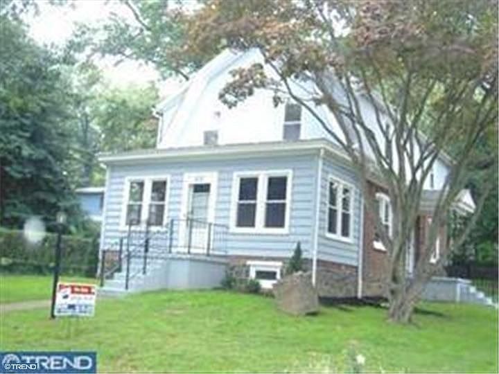 1st image of 403 Grandview Ave