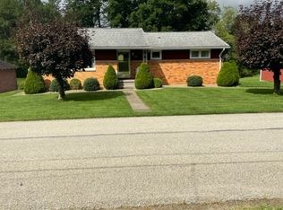 126 Richmond St, Loyalhanna, PA 15650