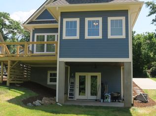 32 Madison St, Asheville, NC 28801
