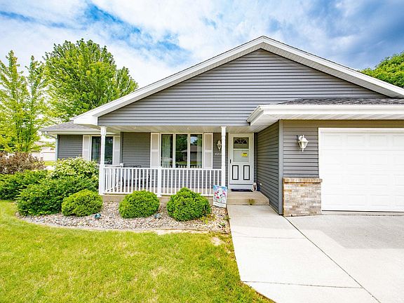 3rd image of 4210 Kingsford Dr