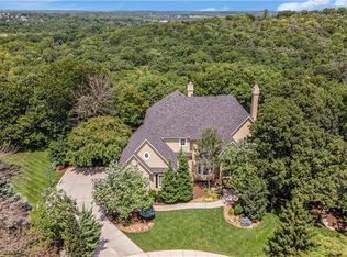 6304 Cooper St, Shawnee, KS 66218