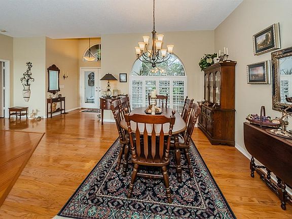 4th image of 3160 Crescent Oaks Blvd